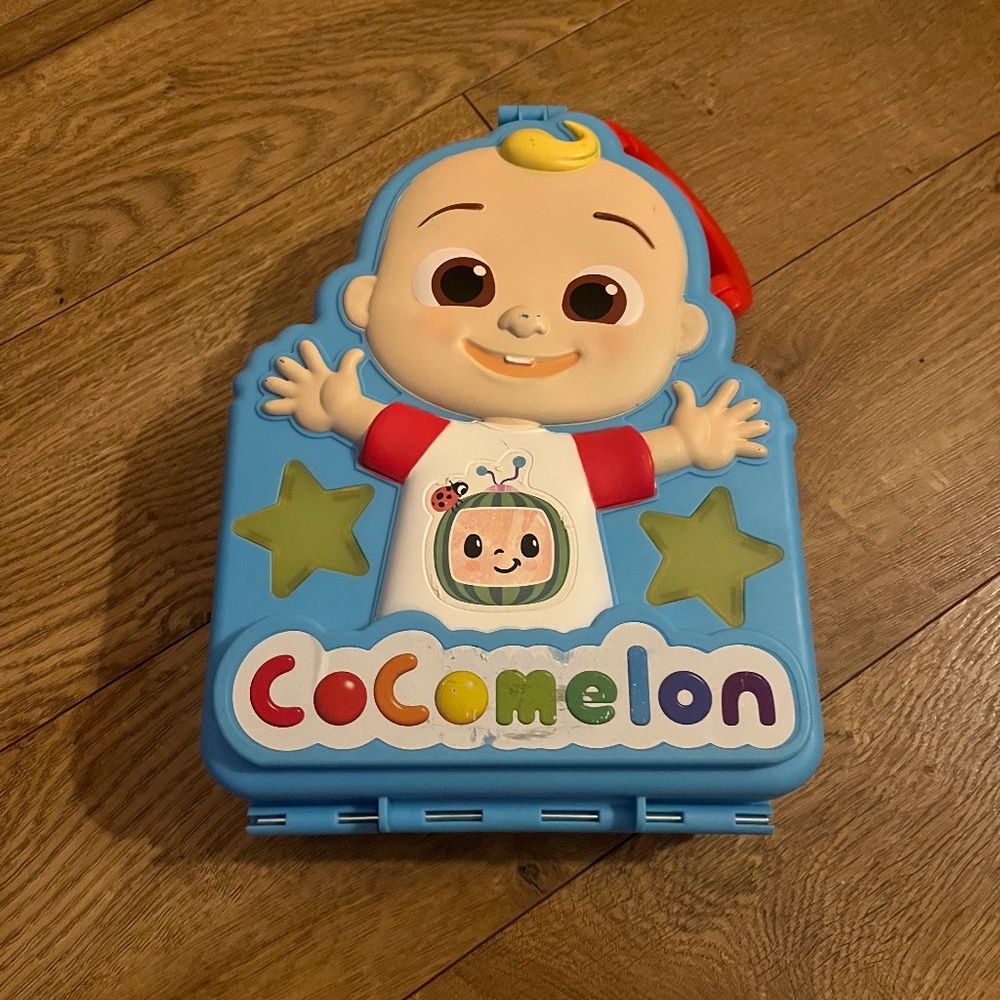 Cocomelon carry along case toy